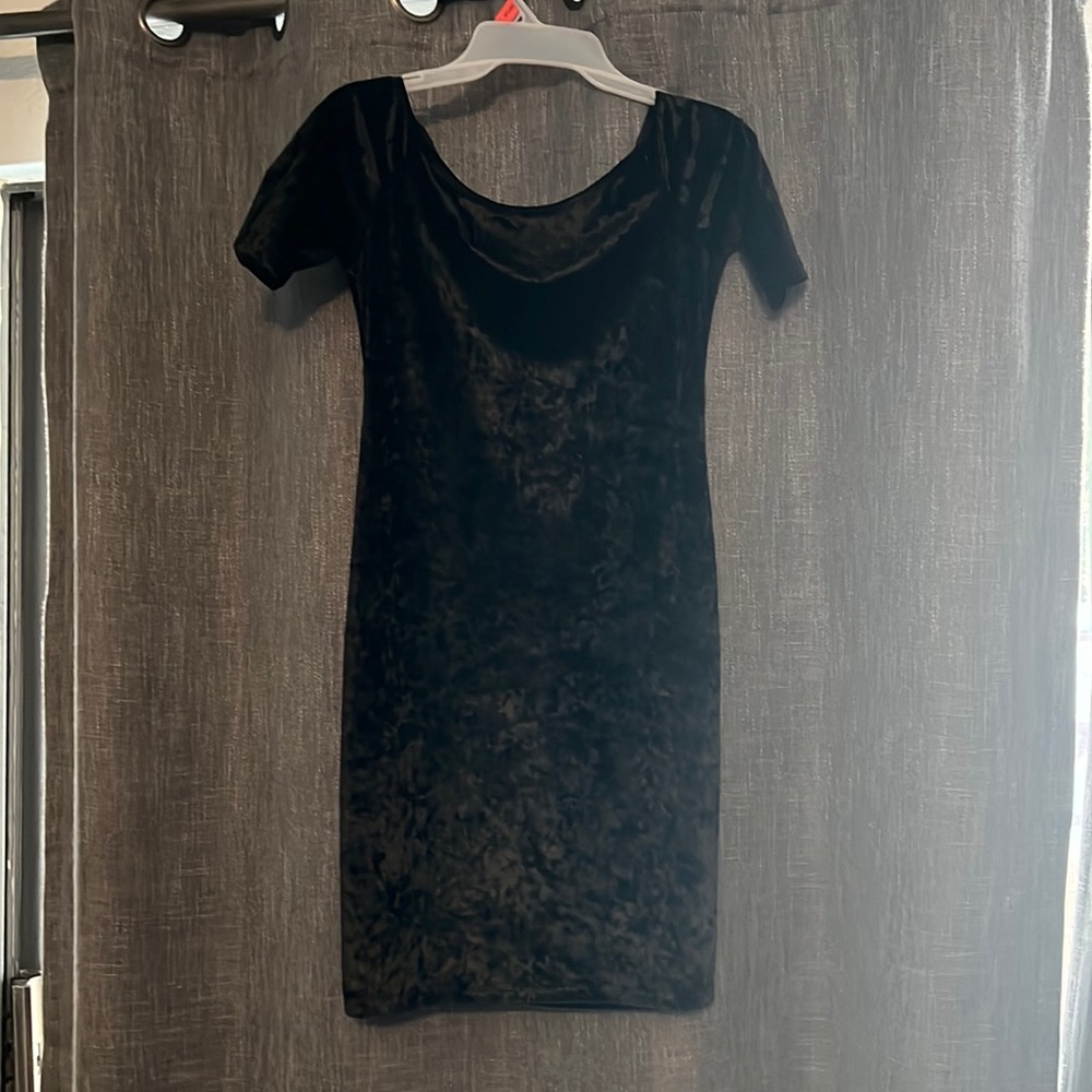 Black beautiful velvet dress